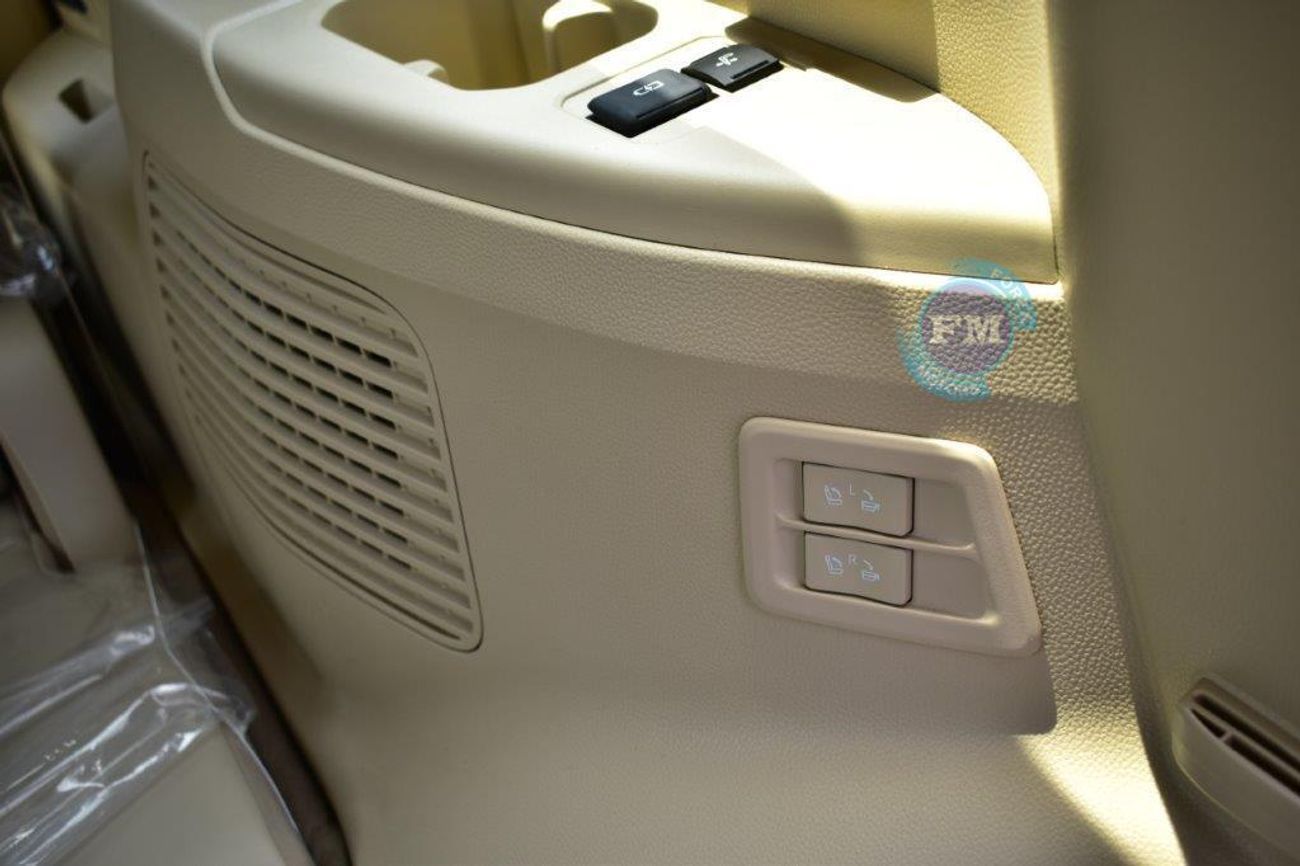 تويوتا لاند كروزر 300 V6 3.5L VX Hybrid 7 Seater Automatic