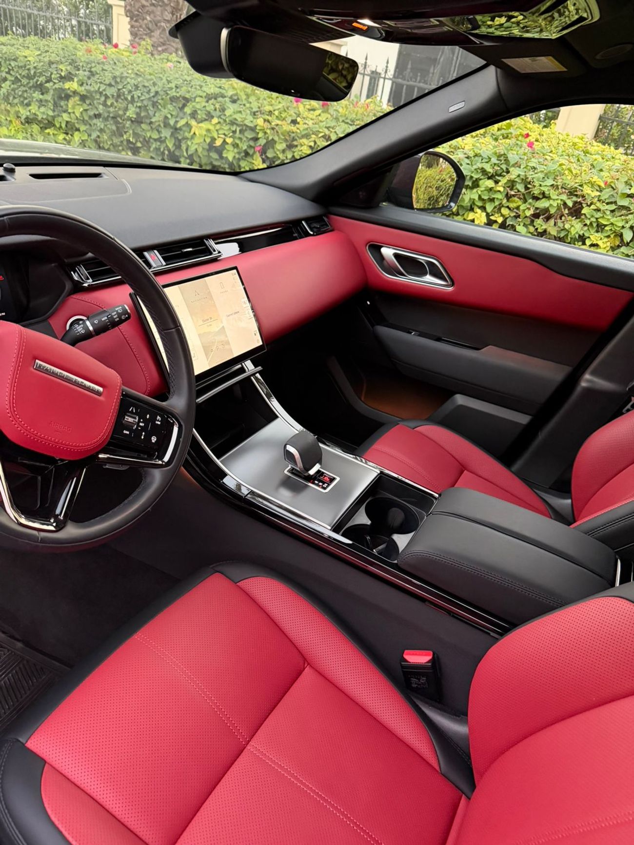 Land Rover Range Rover Velar P250 R-Dynamic SE 2.0L