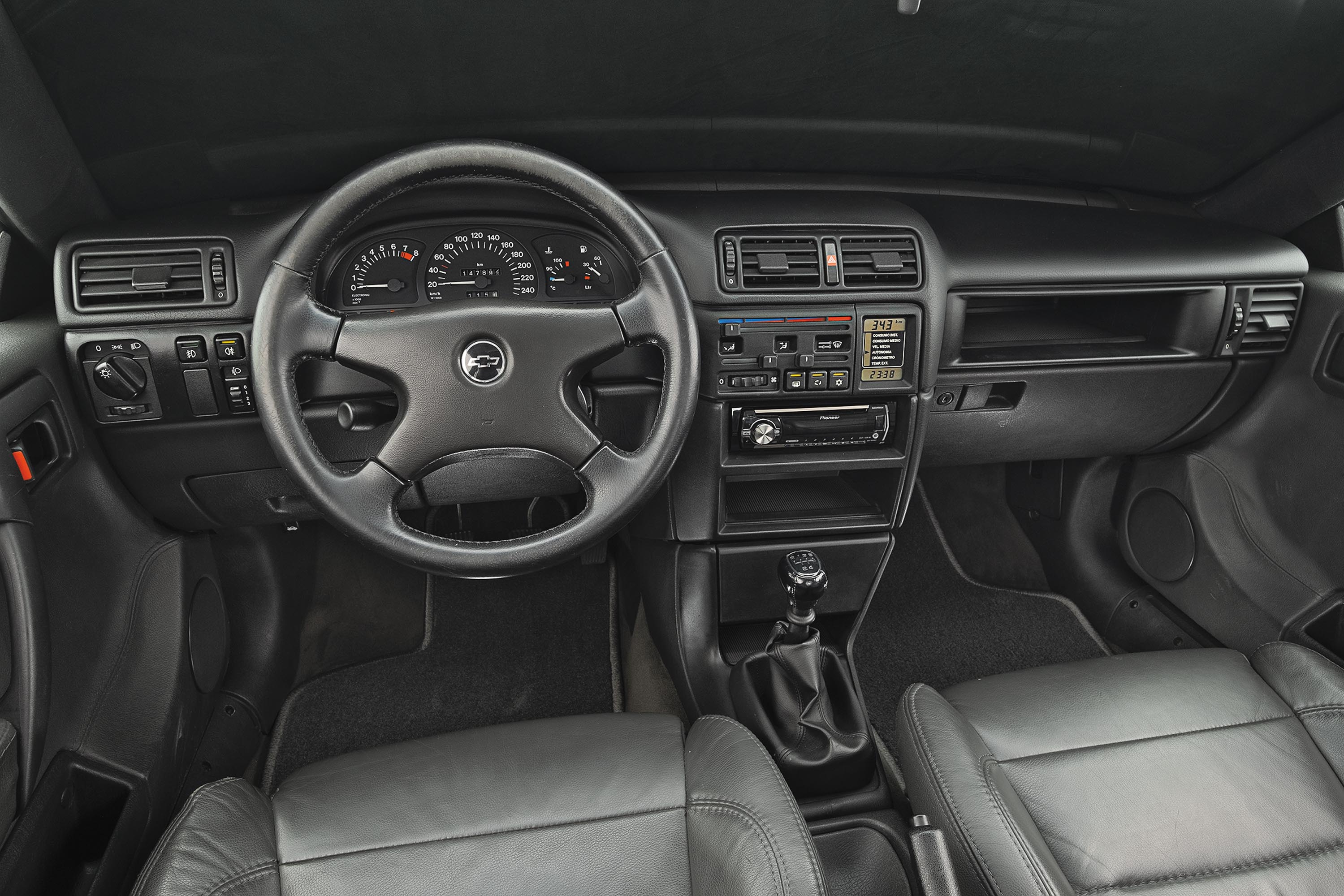 Opel Calibra interior - Cockpit