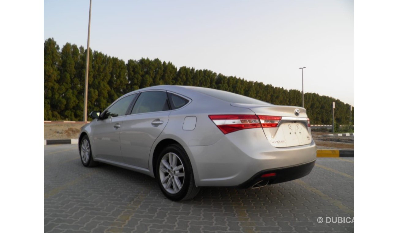 Toyota Avalon 2013 US