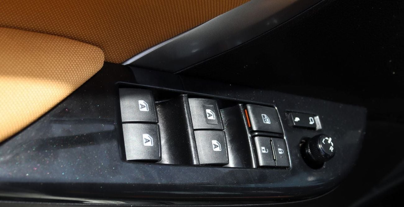 Toyota Fortuner GXR ACCIDENTS FREE - GCC- V6 - GXR - ORIGINAL PAINT - PERFECT CONDITION INSIDE OUT