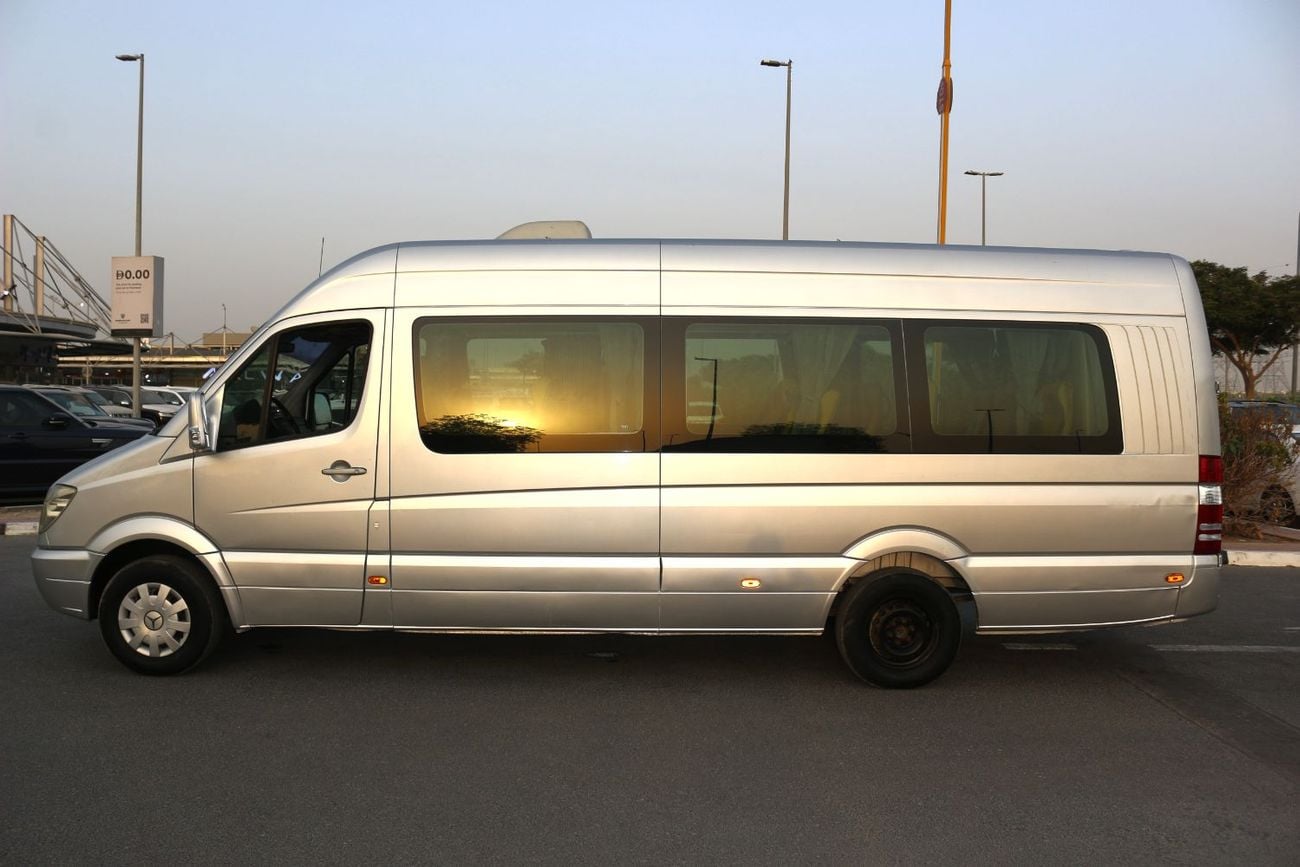 مرسيدس بنز سبرينتر MERCEDES SPRINTER 2009 AUTOMATIC PETROL 18 SEATS