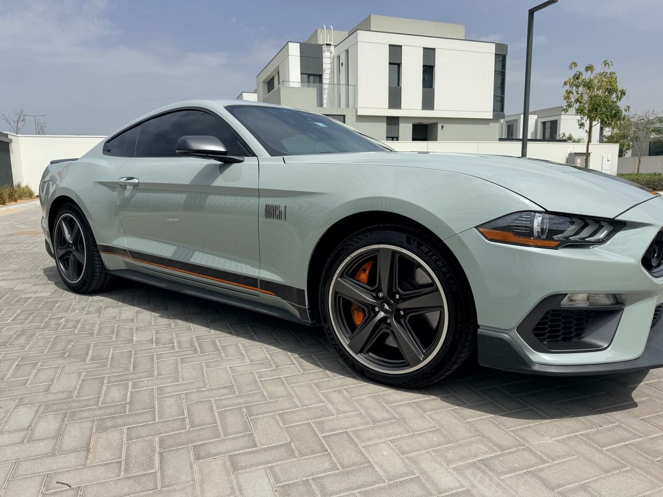 Ford Mustang Mach 1 - Elite Pack - Jet fighter Grey - 22k - Rare Manual