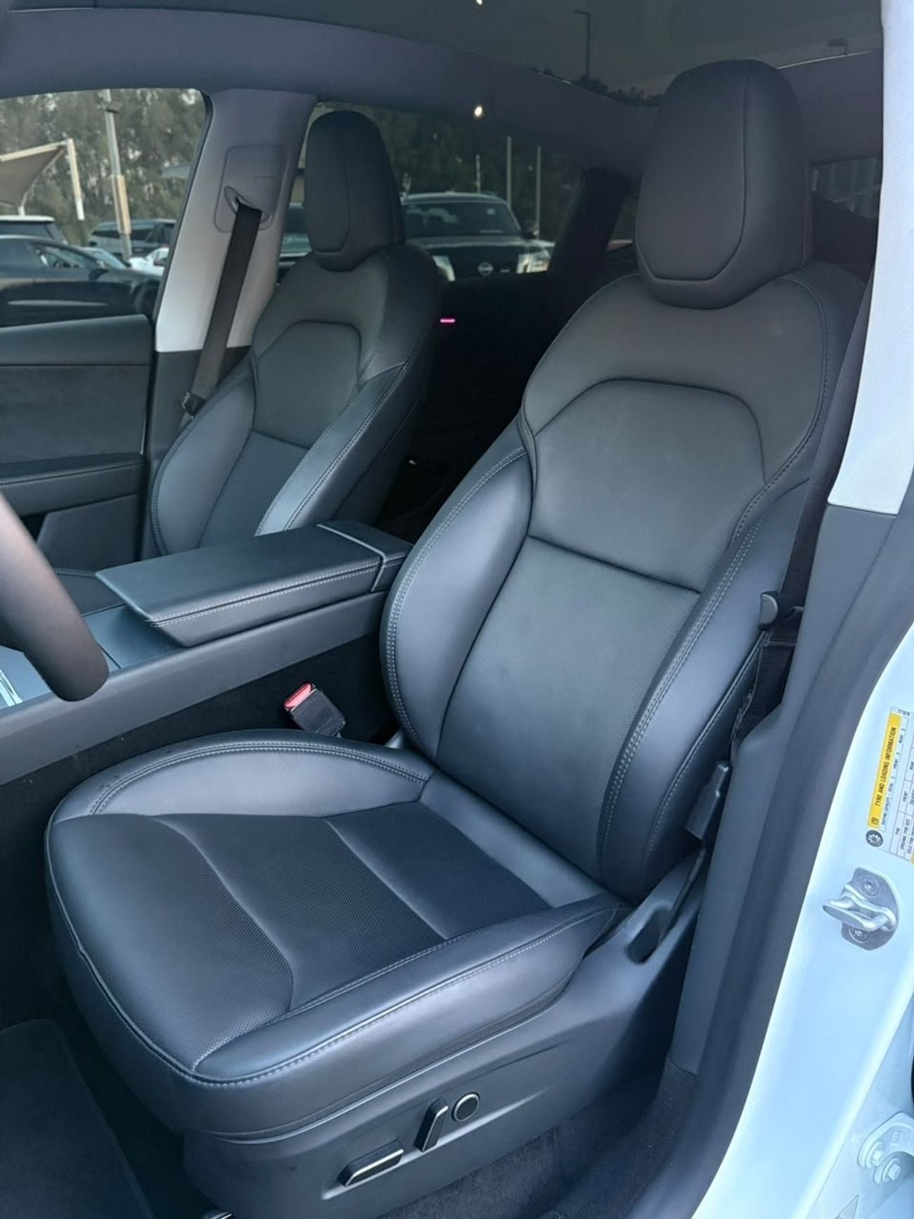 Tesla Model Y LONG RANGE