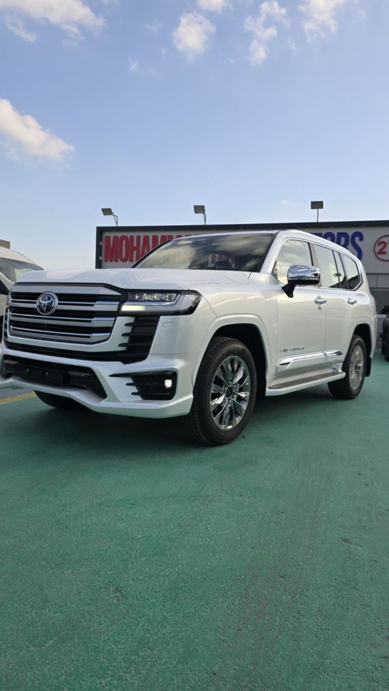 تويوتا لاند كروزر VXR 3.5L