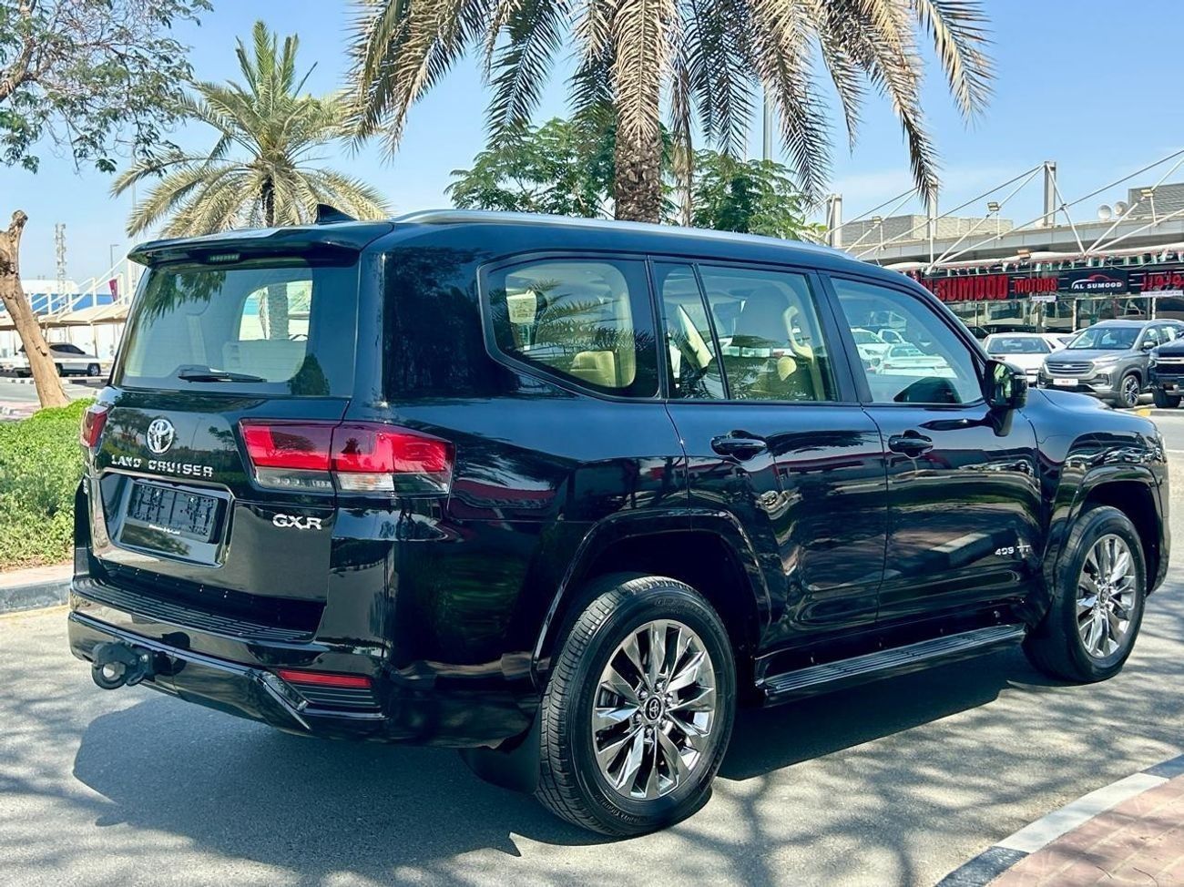 Toyota Land Cruiser GXR 3.5L TWIN TURBO 2023 GCC AL FUTTAIM WITH WARRANTY & SERVICE CONTRACT IN MINT CONDITION