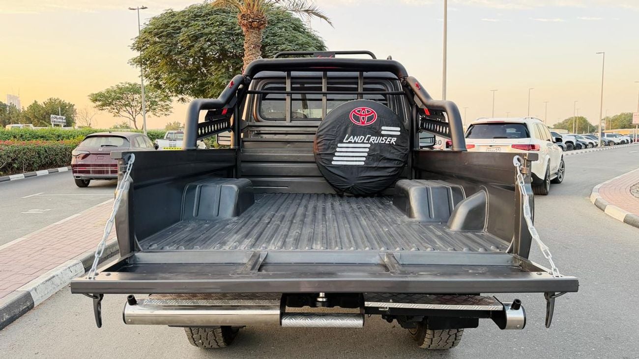 تويوتا لاند كروزر بيك آب MODIFIED TO 2025 MODEL | SINGLE CAB | MANUAL TRANSMISISON | 4.5L | RHD | SPORTS BAR