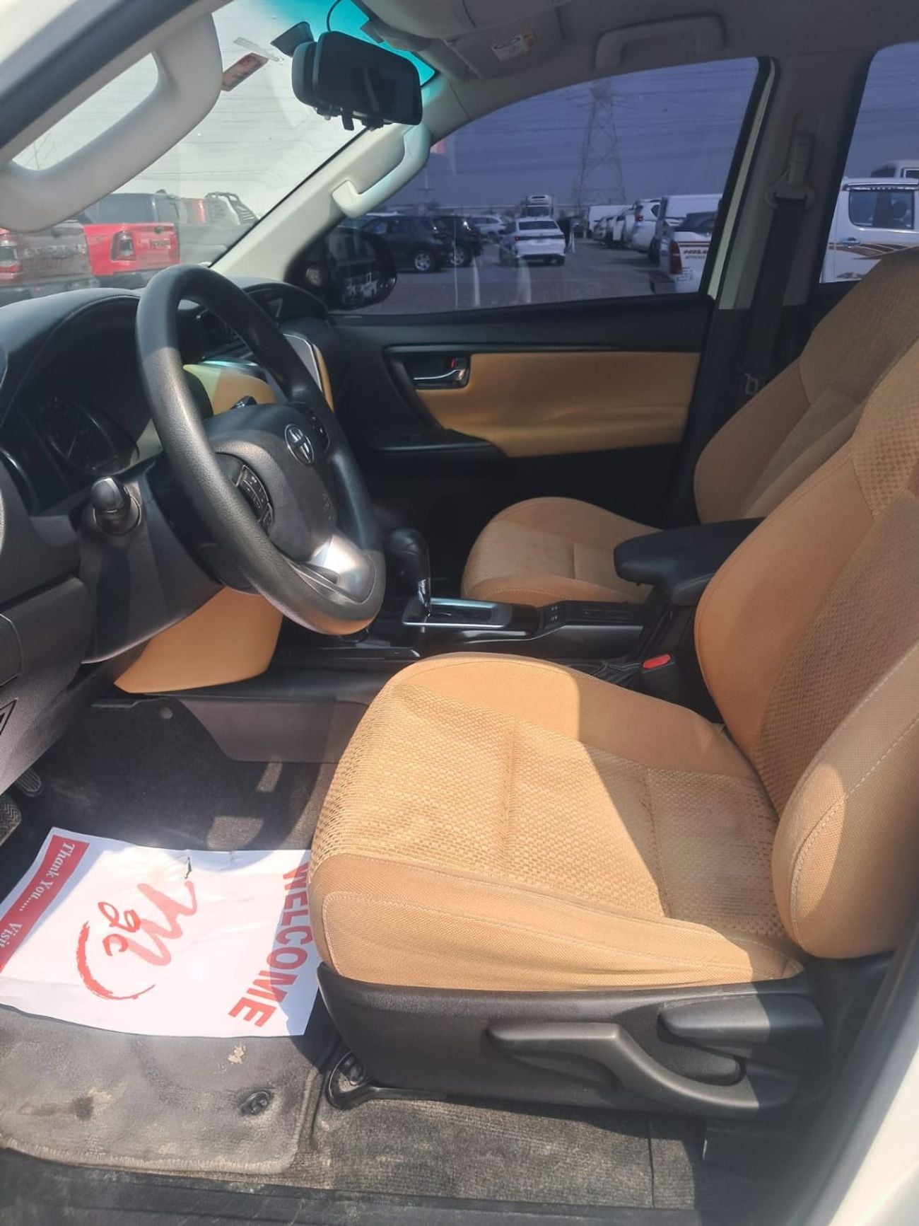 Toyota Fortuner EXR 2.7L v4 petrol Engine Colour White Transmission Automatic  7seats power steering power window contro