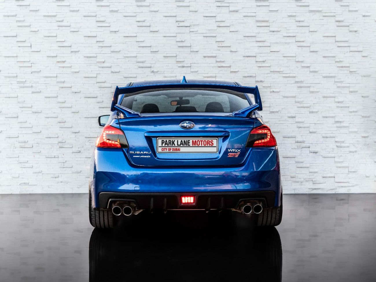 سوبارو امبريزا WRX