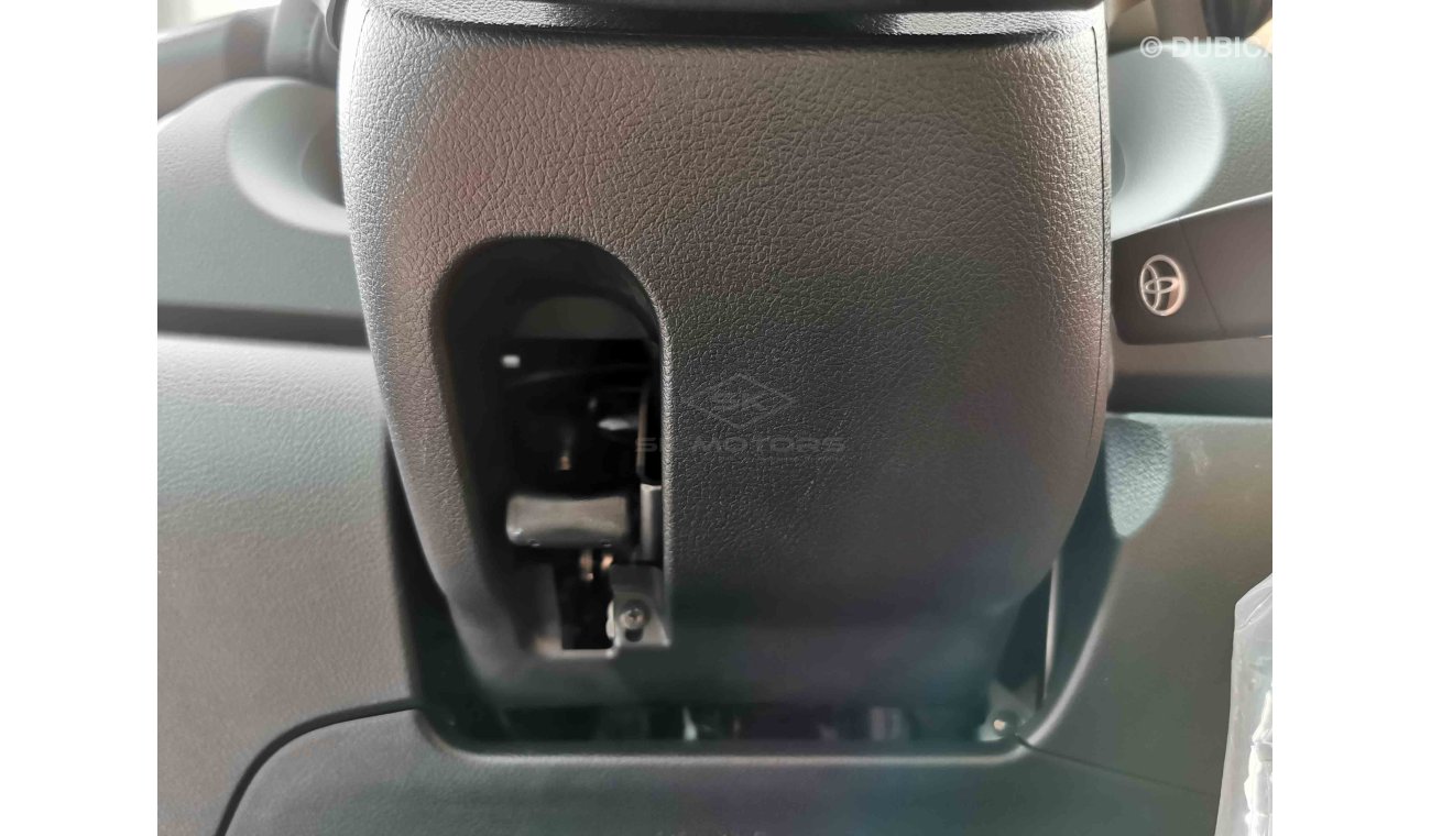 تويوتا فورتونر 2.7L 4CY Petrol, 17" Tyre, Fabric Seats, LED Headlights, Bluetooth, Front & Rear A/C (CODE # TFMO01)