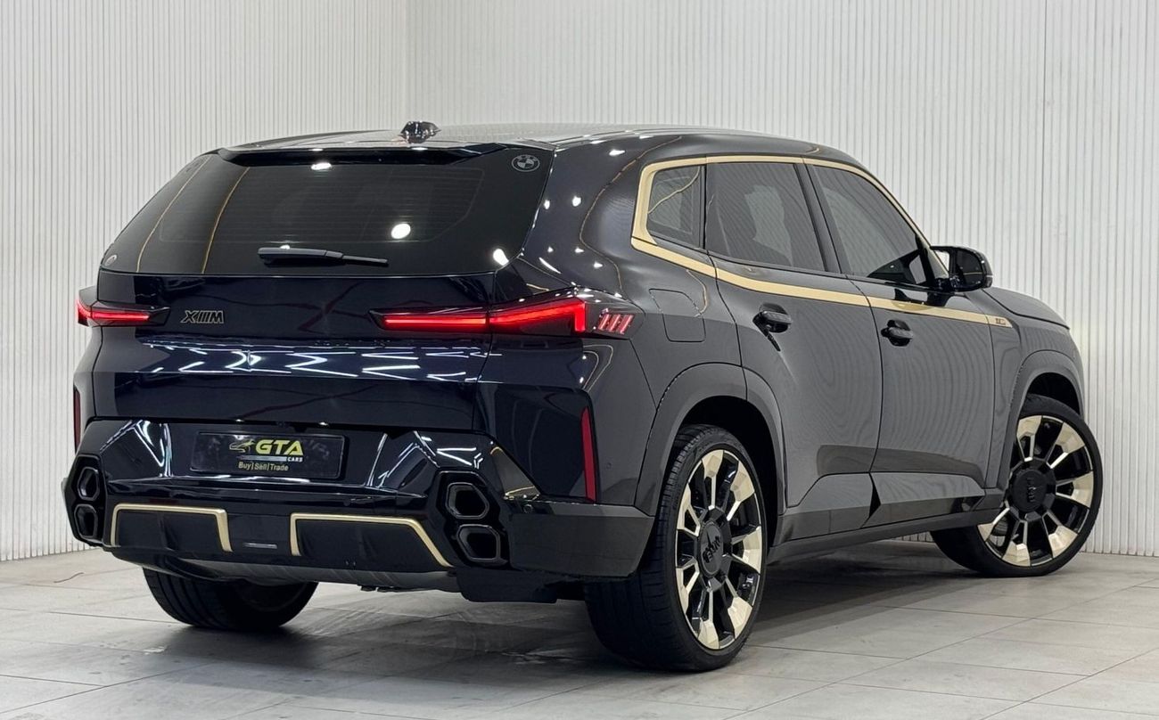 BMW XM 2023 BMW XM, BMW Warranty + Service Pack, Carbon Fiber Package, Very Low Kms, GCC