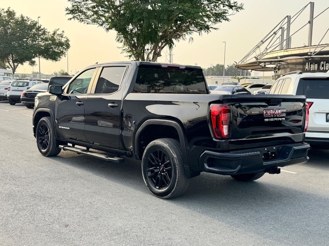جي أم سي سييرا 2.7T SLE Crew Cab (FWD)
