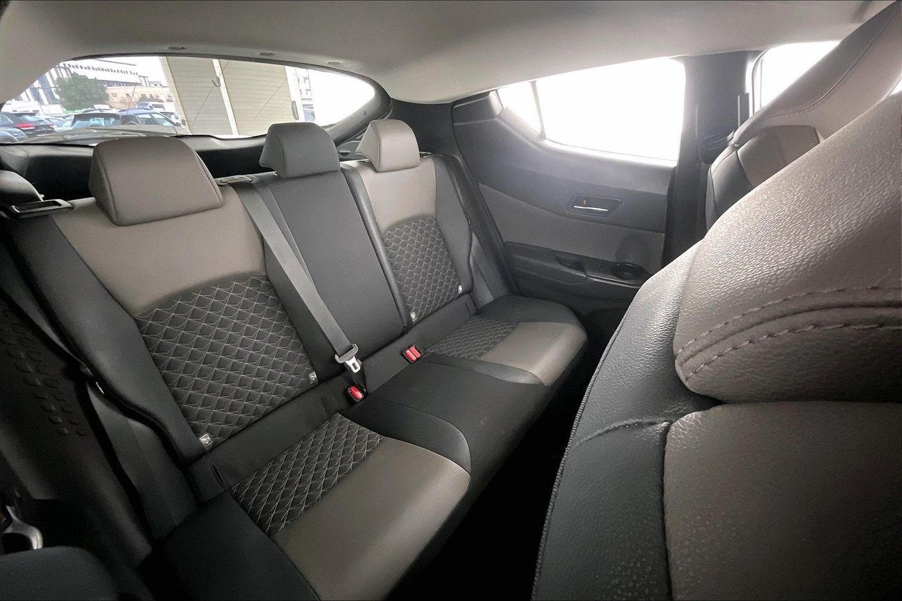 تويوتا CHR VX | شامل الضمان | 0 ﺪﻔﻋﺓ ﺃﻮﻟﻯ