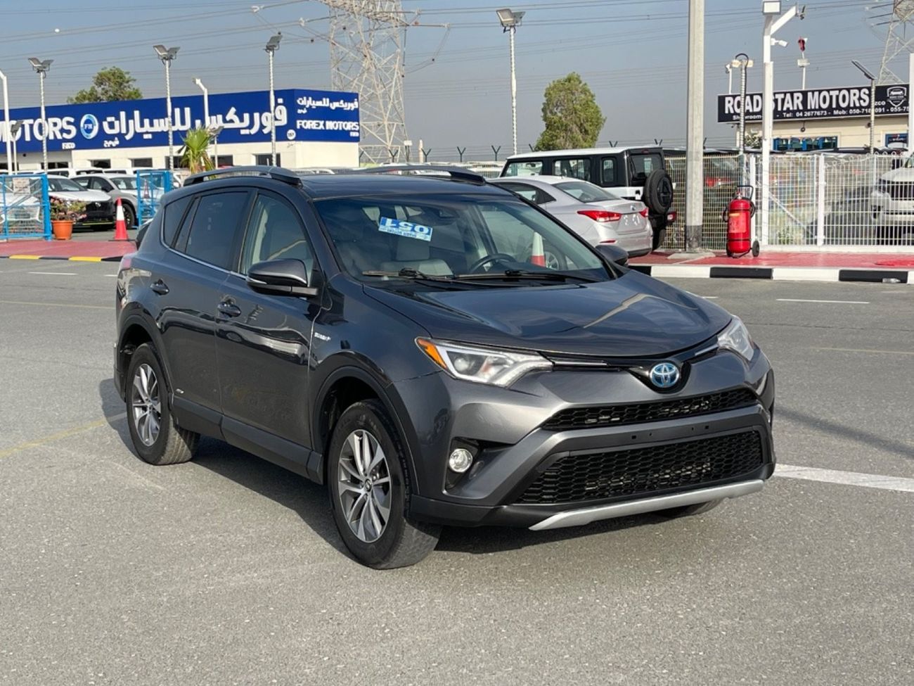 Toyota RAV4 VXR 2017 TOYOTA RAV4 XLE HYBRID 4x4 FULL OPTIONS IMPORTED FROM USA