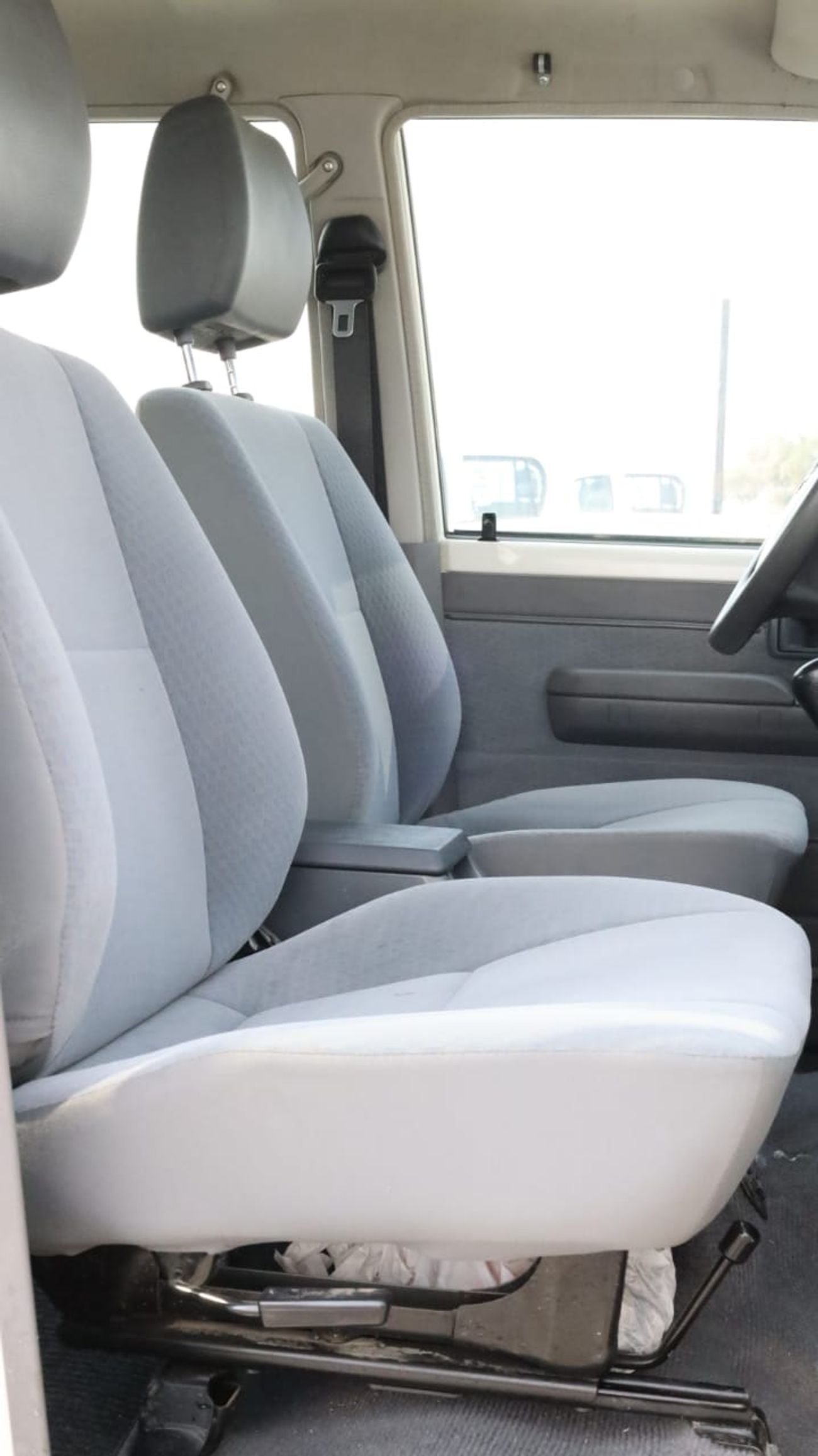 Toyota Land Cruiser 70 Std 4.5L 4WD