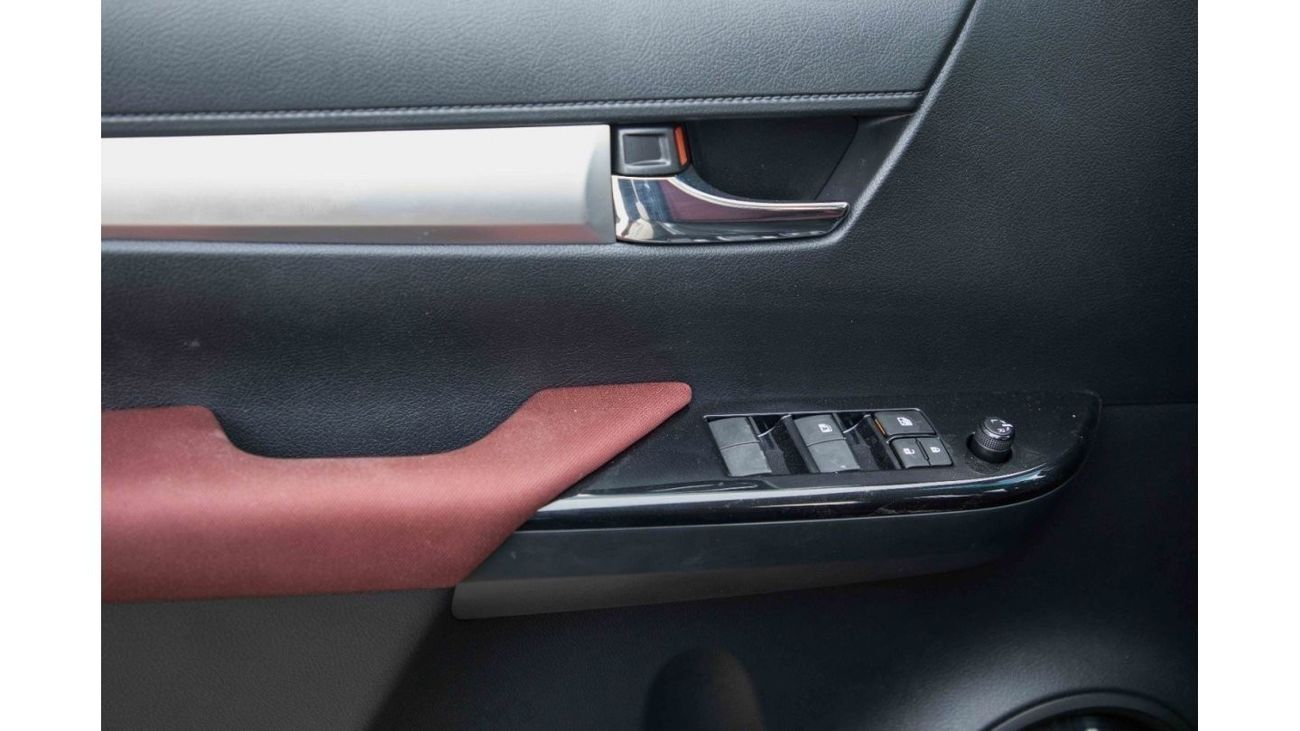 Toyota Hilux 2024 Toyota Hilux 4x4 DC 2.8 SR5 - Black inside Maroon | Export Only