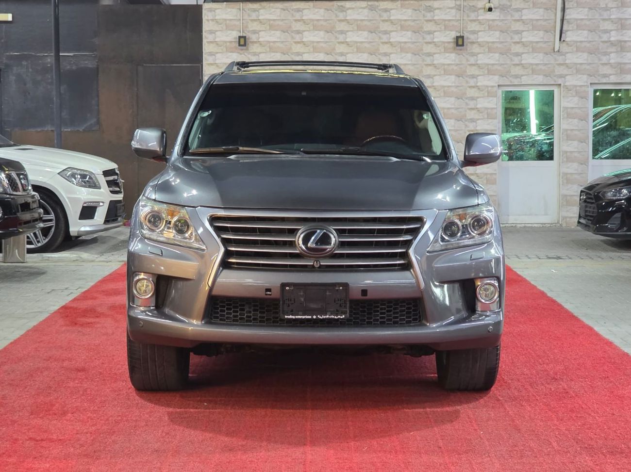 Lexus LX 570 Sport Platinum 5.7L