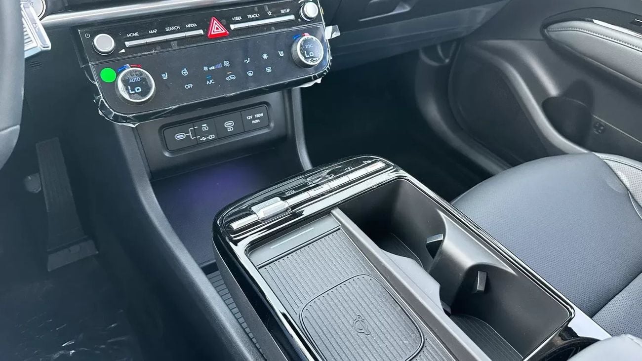 هيونداي توسون Hyundai Tucson 1.5L Luxury AT 2025 • Petrol • Automatic