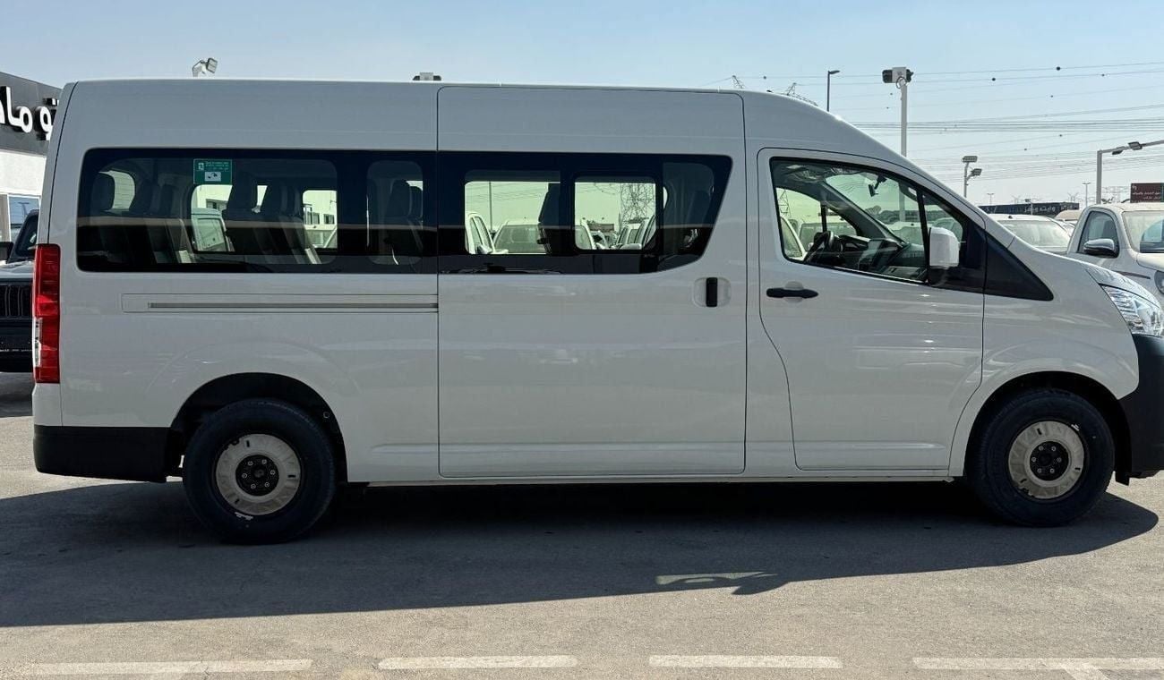 Toyota Hiace TOYOTA HIACE 13 SEATER 2.5L MT 2026