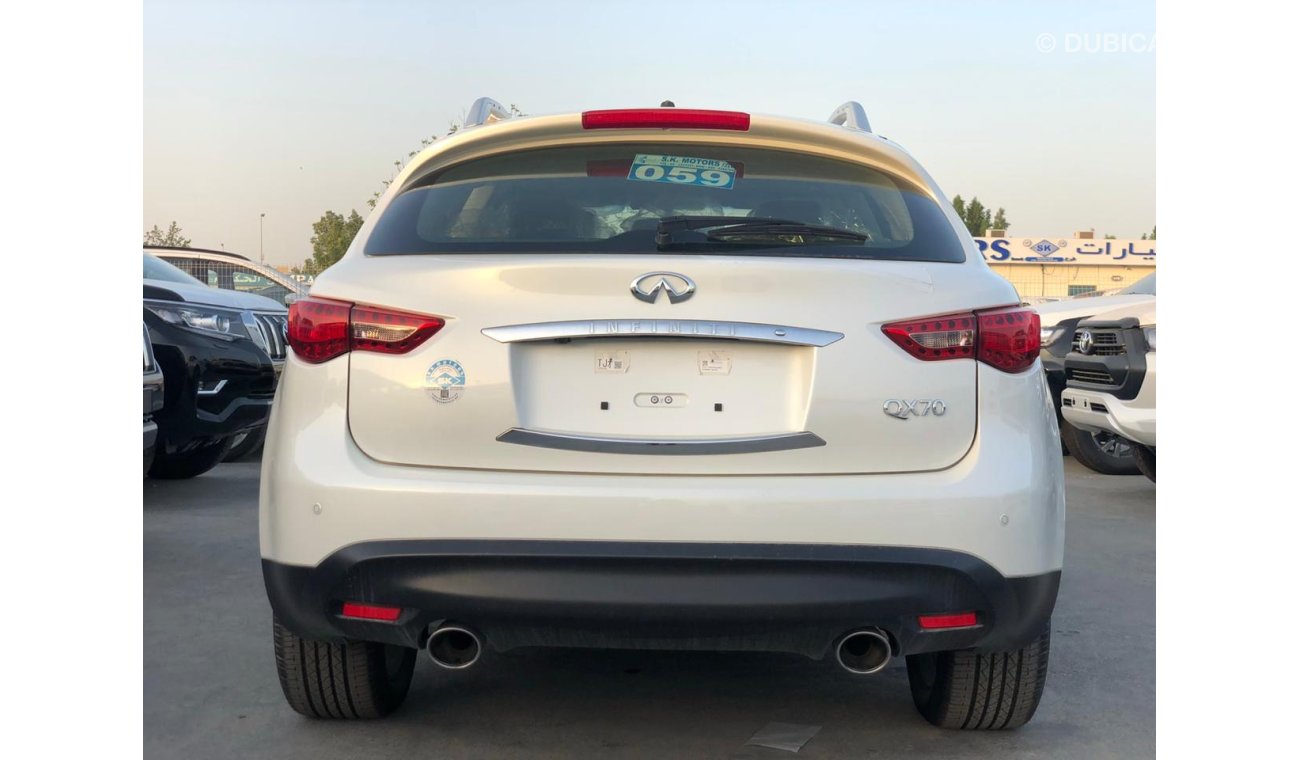 إنفينيتي Q70 3.7L ENGINE,V6, FULL OPTION, FOR BOTH LOCAL AND EXPORT (CODE # IQX2019)