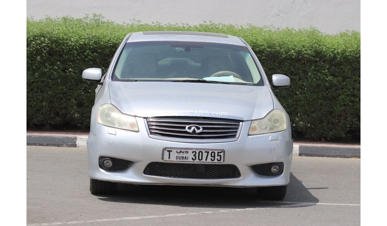Infiniti M35 INFINITI M35 V6 3.5 MODEL 2008 GCC SPECS, SUNROOF, FULL OPTION