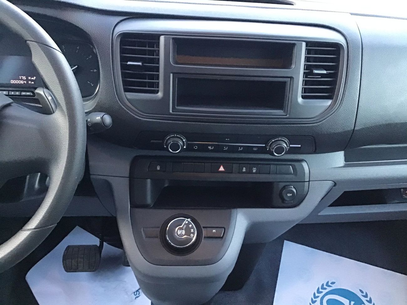 Peugeot Expert 2019 Model Brand New with GCC Specs