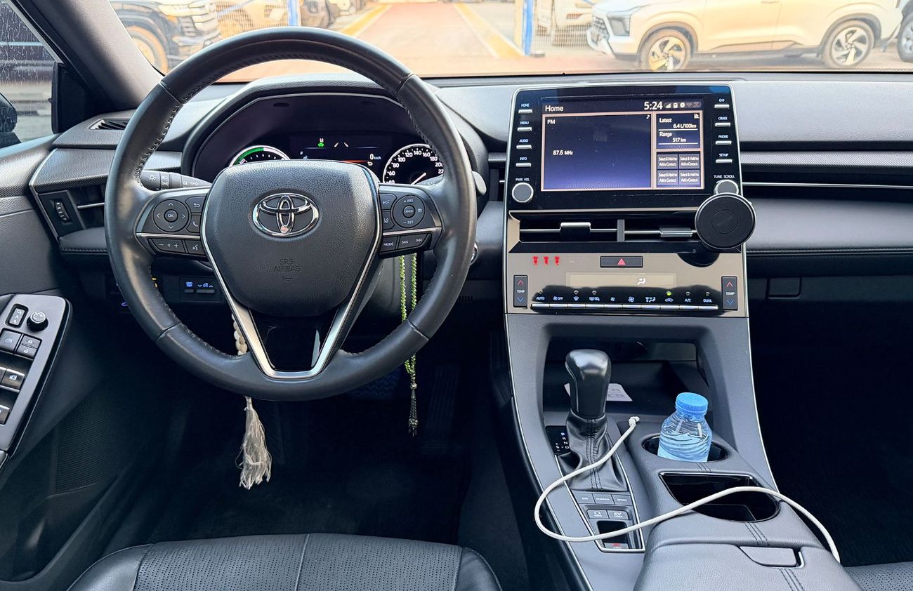 تويوتا افالون Hybrid 2021