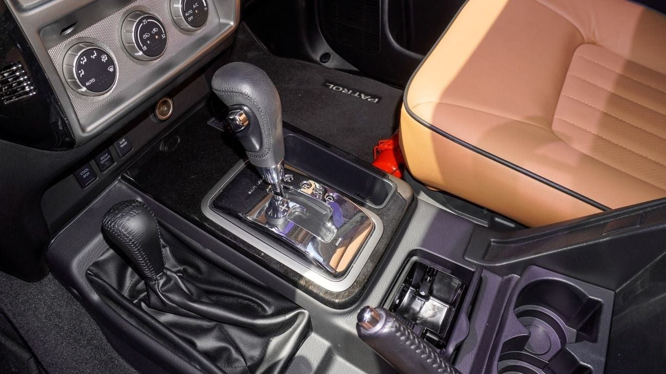 نيسان باترول سوبر سفاري