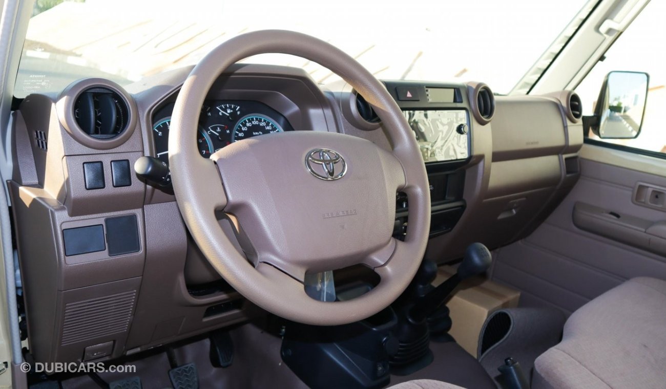 Toyota Land Cruiser Pick Up تويوتا لاند كروزر بيك آب TOYOTA LC79 4.0L V6 D/C PETROL 2022