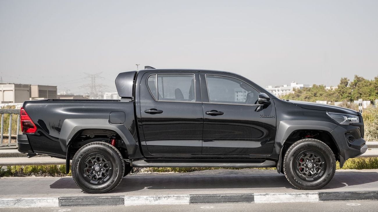 تويوتا هيلوكس GR Sport 2.8L