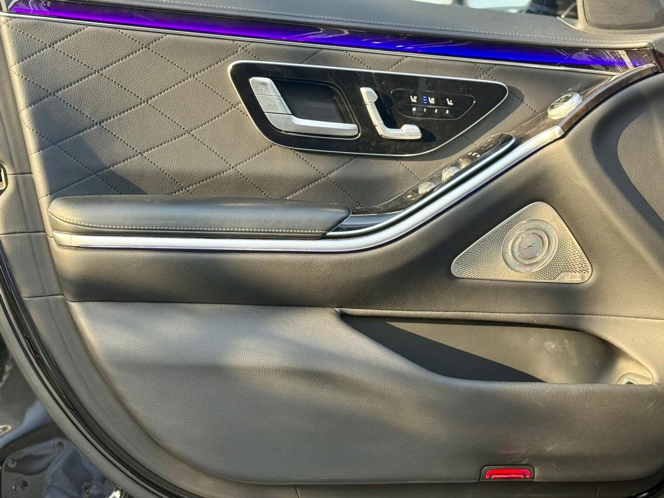 مرسيدس بنز S 500 4MATIC 3.0L