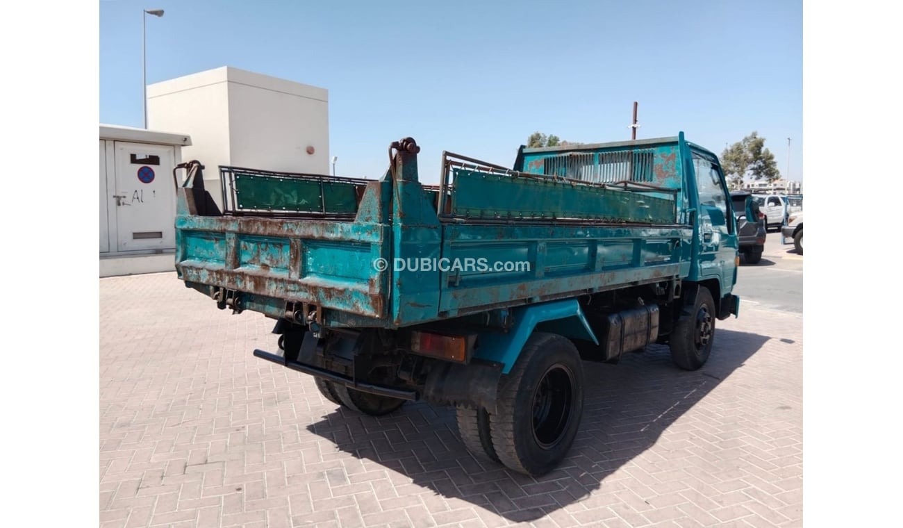 Toyota Dyna TOYOTA DYNA TRUCK RIGHT HAND DRIVE (PM1235)