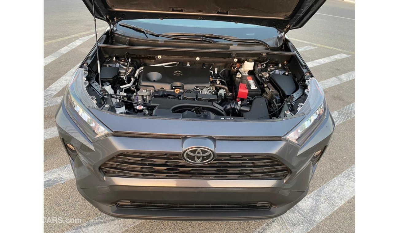 تويوتا راف ٤ 2020 TOYOYA RAV 4 LE MID OPTION