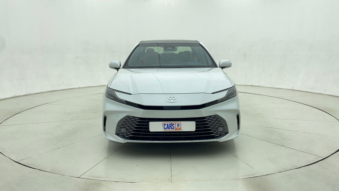 Toyota Camry GLE 2.5 | Zero Down Payment | Home Test Drive