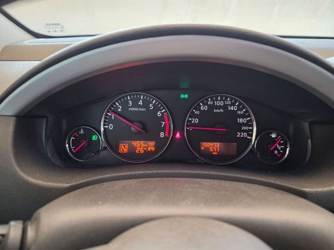 Nissan Pathfinder CLASSIC XE Nissan Pathfinder 2015 GCC specs