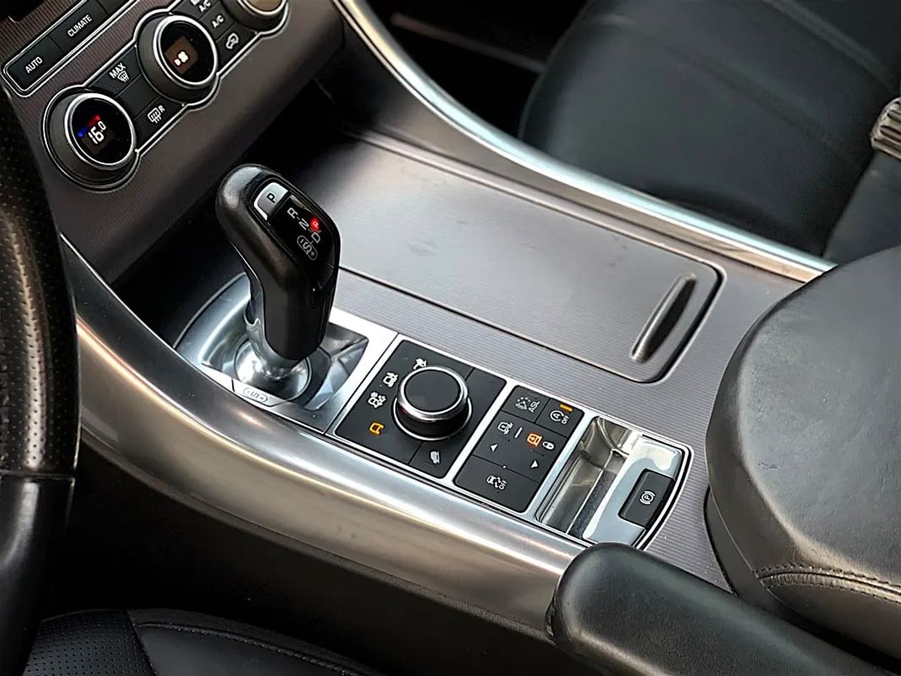 لاند روفر رينج روفر سبورت Dynamic HSE D350 3.0L 1,484 P.M | | RANGE ROVER | SPORTS | HSE | GCC | ORIGINAL PAINT | 0% DOWNPAYME