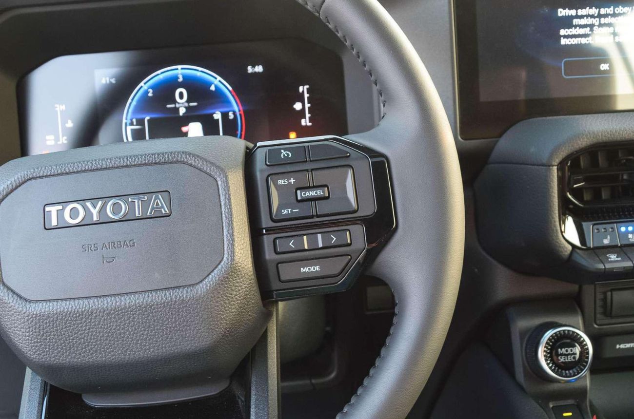 Toyota Prado TOYOTA LAND CRUISER PRADO 2.4L 4WD PETROL SUV 2025 (Inside Black)