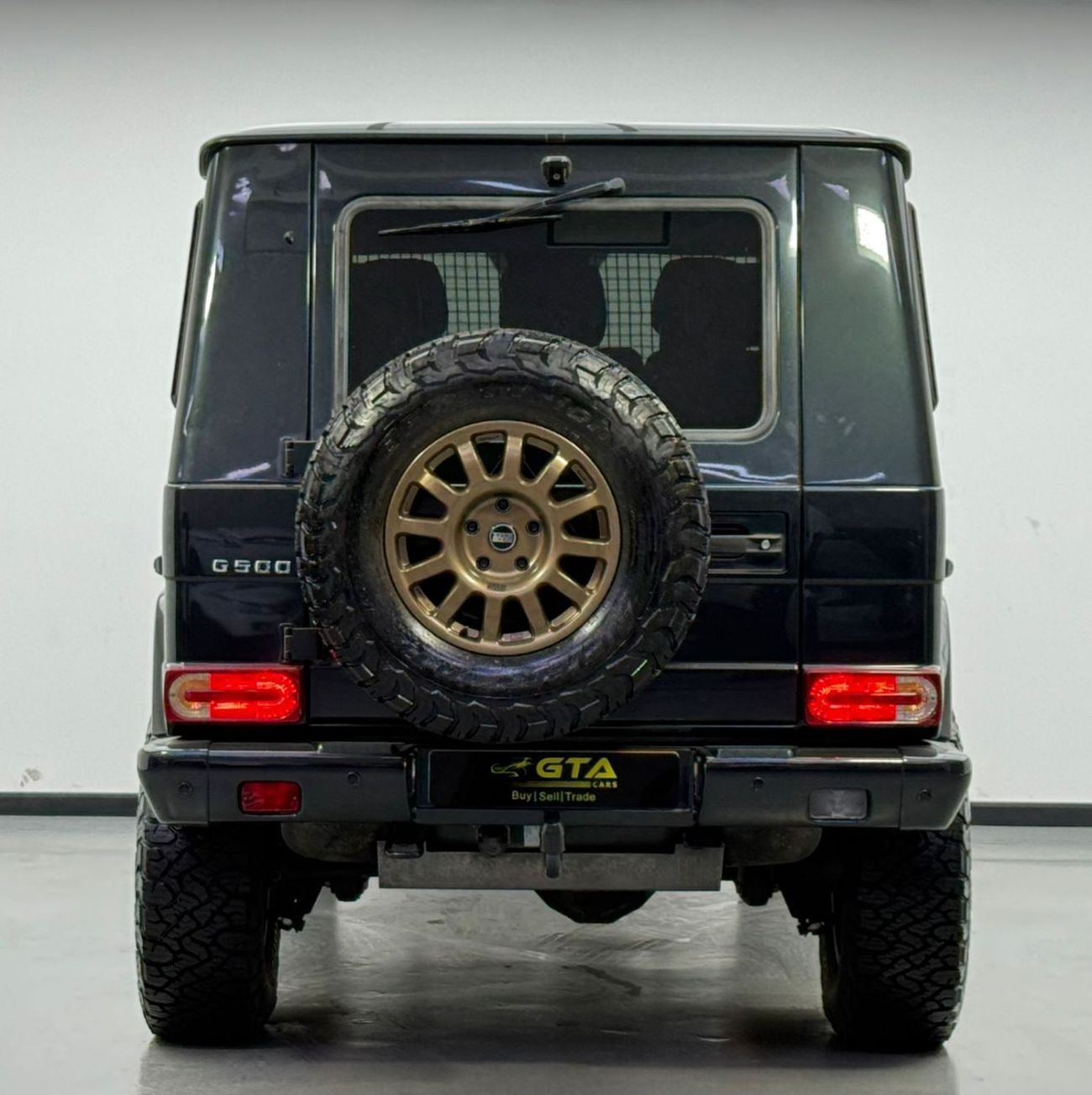 مرسيدس بنز G 500 Std 5.5L 2015 Mercedes Benz G500, Full Service History, Fully Loaded, Excellent Condition