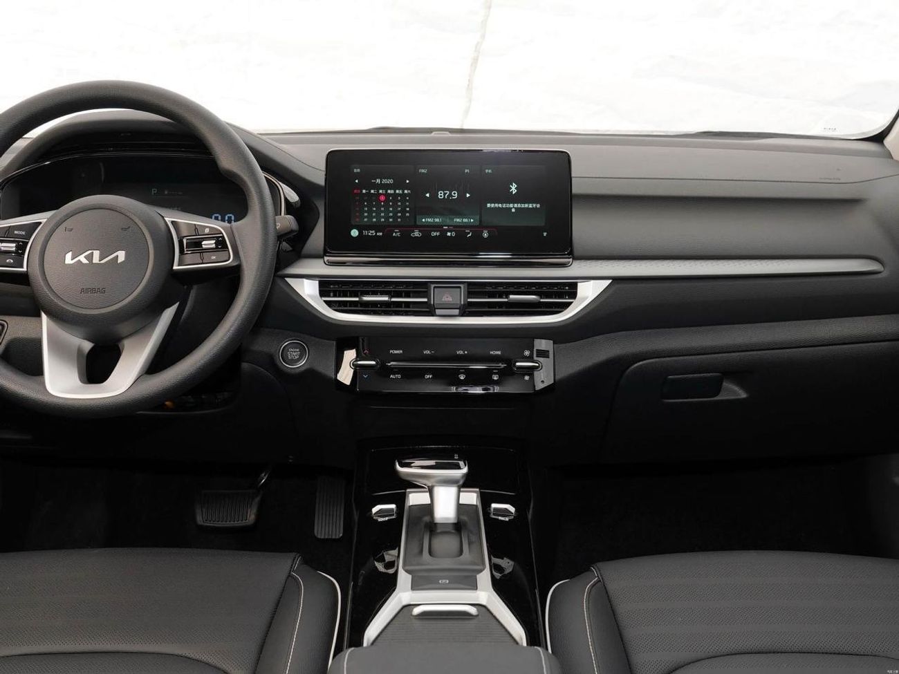 Kia K3 Kia k3 / 2025 / Chinese / 0km / whiet