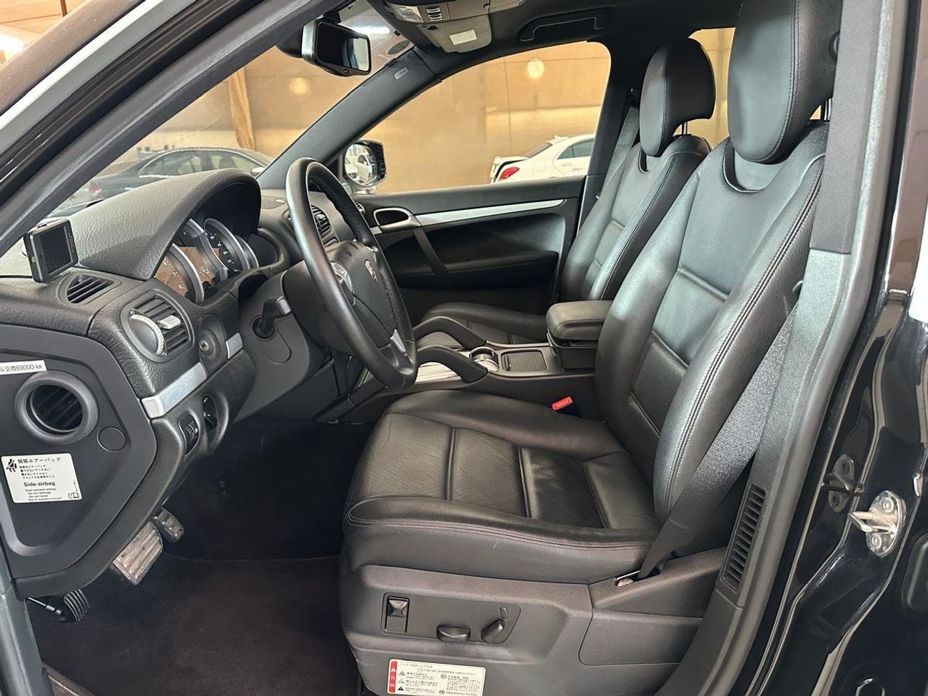 Porsche Cayenne PORSCHE CAYENNE S 2010 4.8L | VERY LOW MILEAGE | BLACK LEATHER INTERIOR | BACK CAMERA