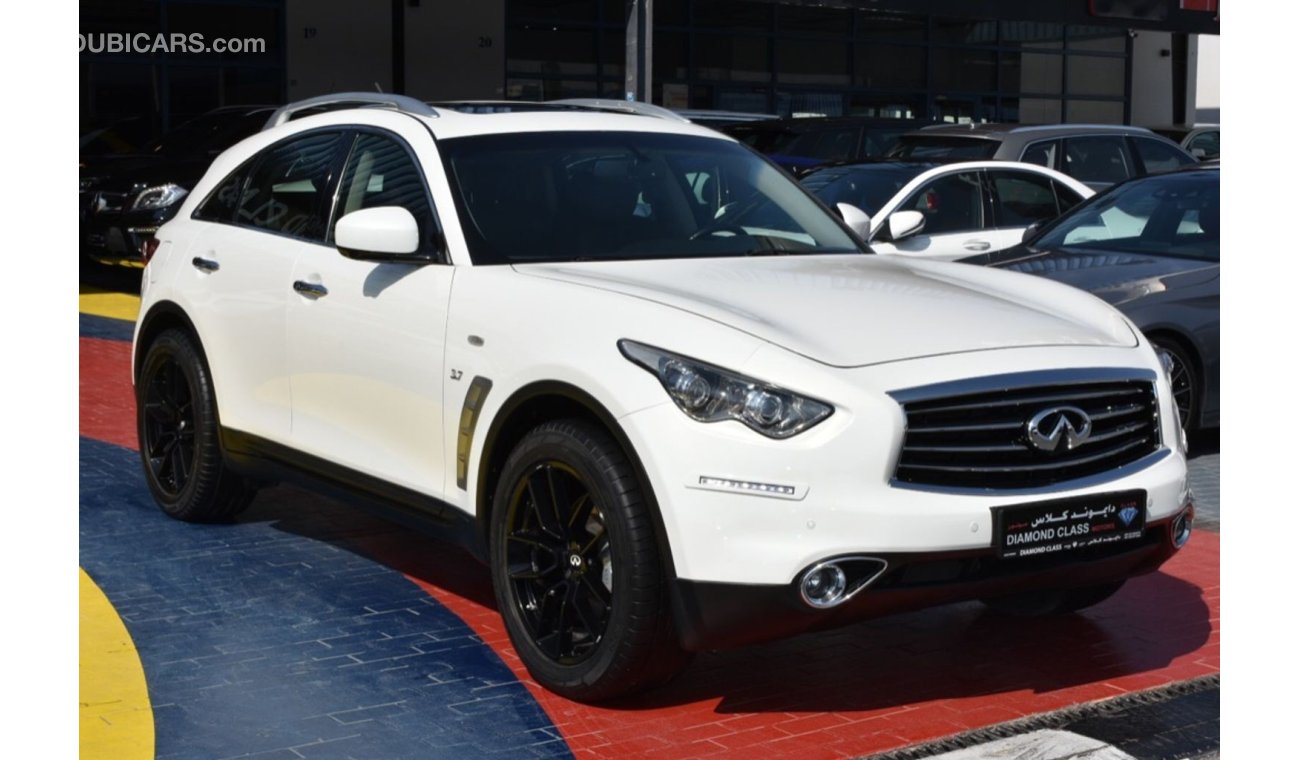 إنفينيتي QX70 إنفنيتي QX70 خليجي