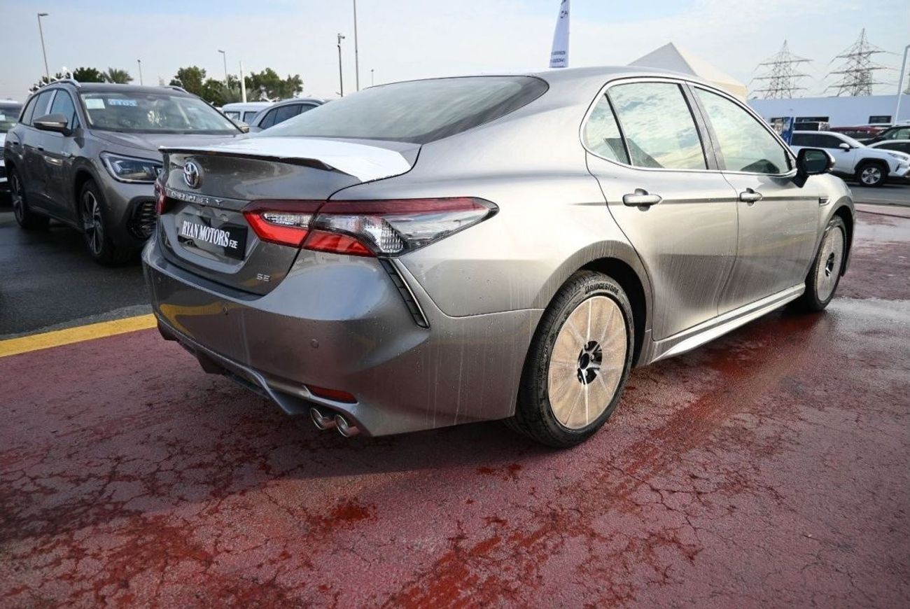 Toyota Camry Toyota Camry SE 2.5L Petrol, Sedan, FWD, 4 Doors, Cruise Control, Sunroof, Driver Electric Seats, Le