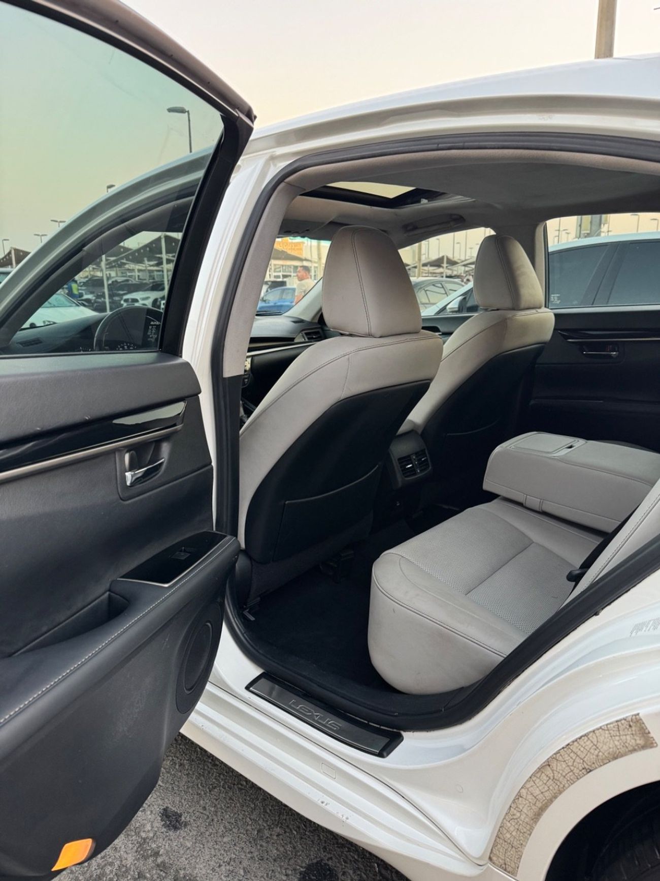 Lexus ES350 Platinum+ 3.5L