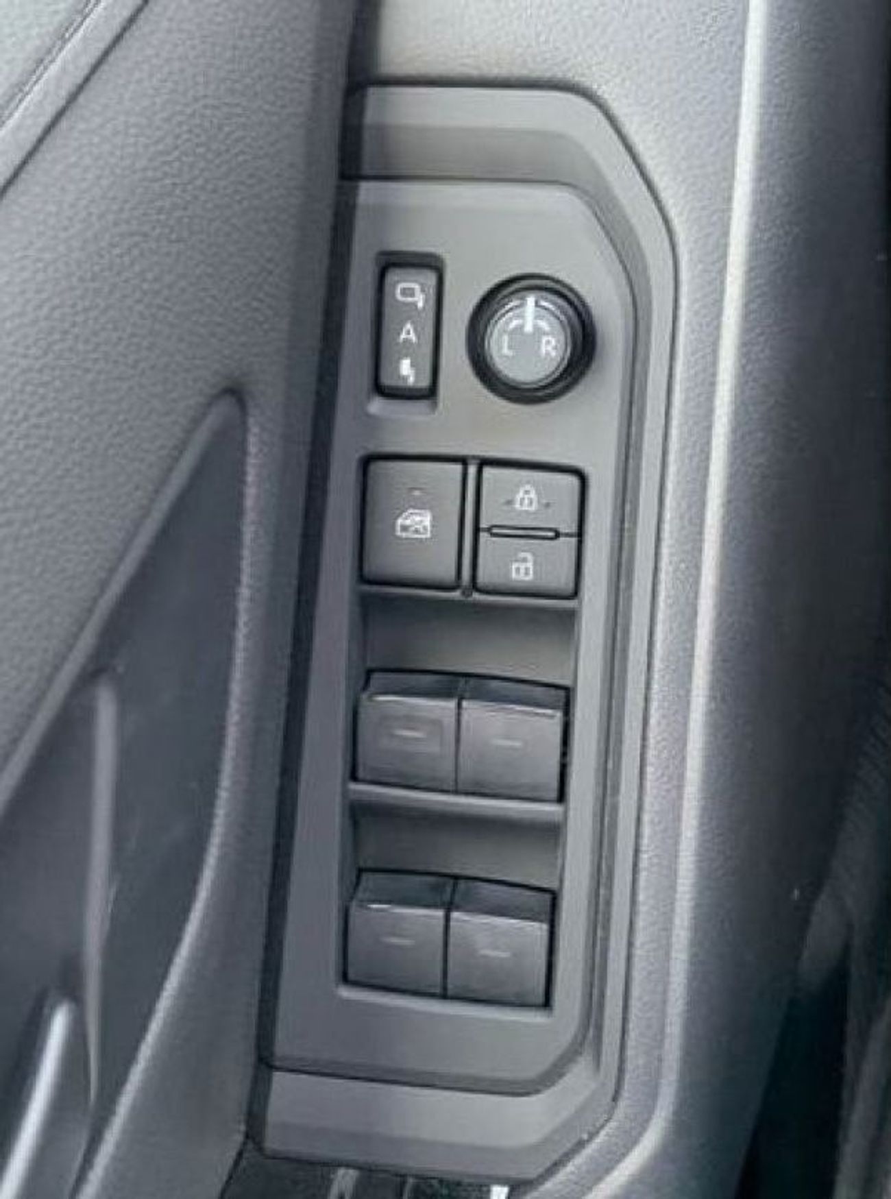 تويوتا لاند كروزر 2024 TOYOTA LAND CRUISER GXR 4.0L V6