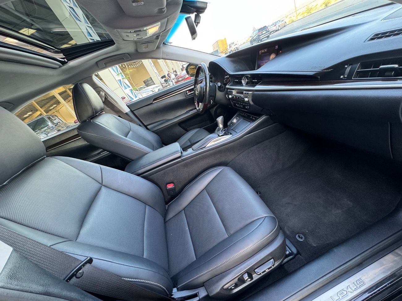 لكزس ES 350 Platinum 3.5L