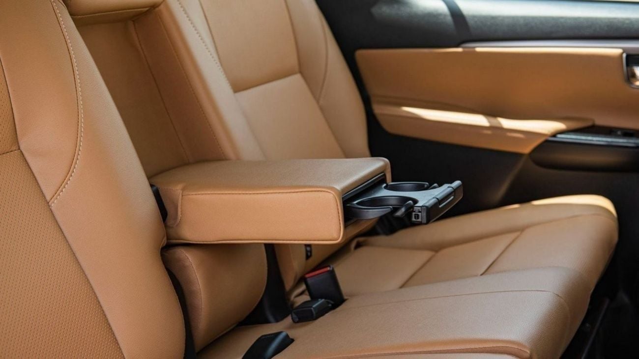 Toyota Fortuner TOYOTA FORTUNER VX SR5 V6 CYLINDER, 4.0P, BLACK COLOR TAN INTERIOR, 4WD