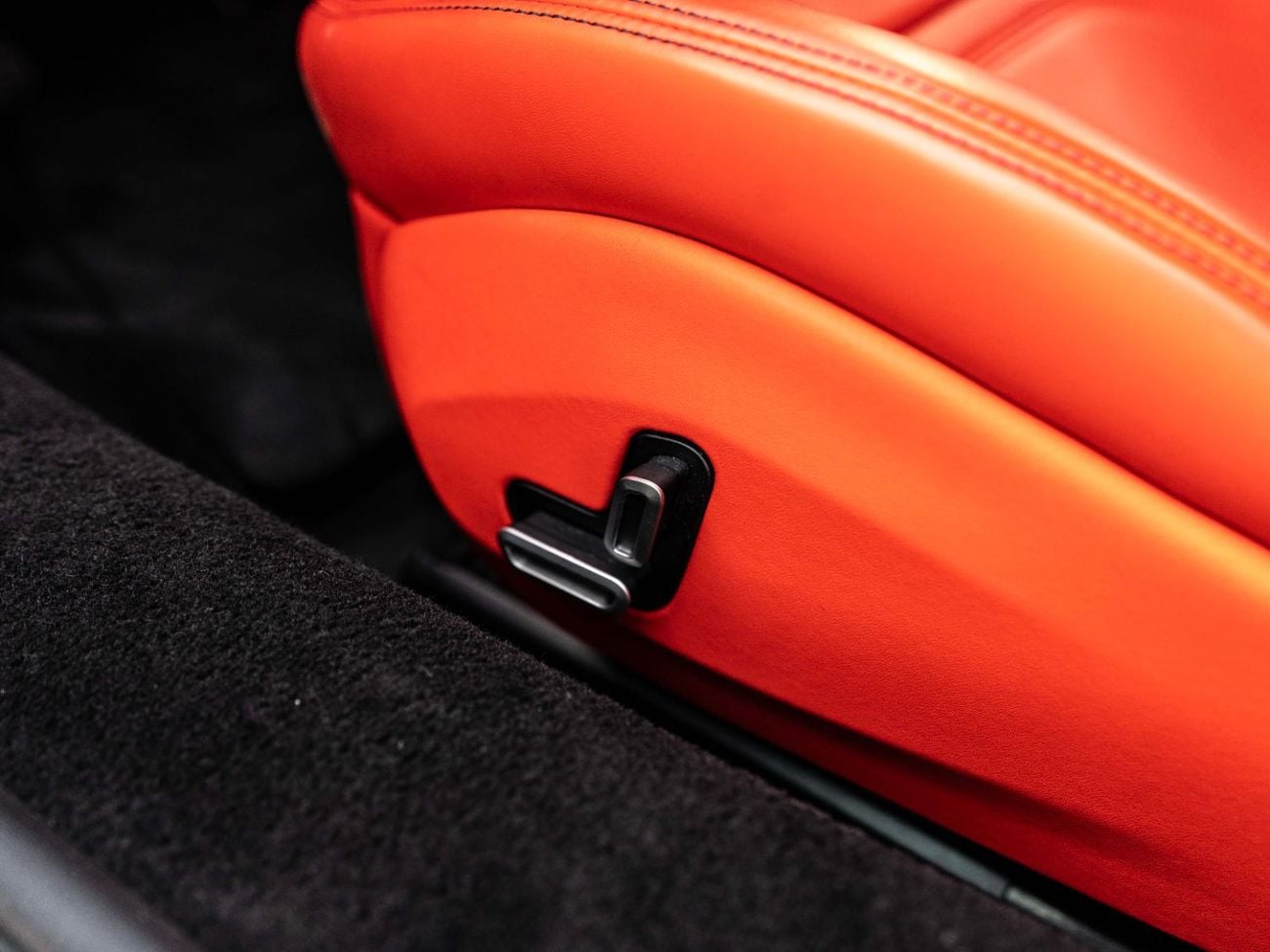 Ferrari 296 GTB 3.0T V6 PHEV