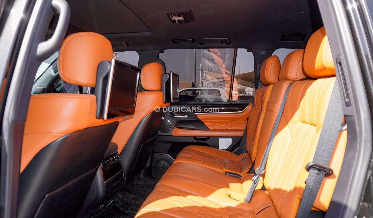 Lexus LX 570 Black Edition S