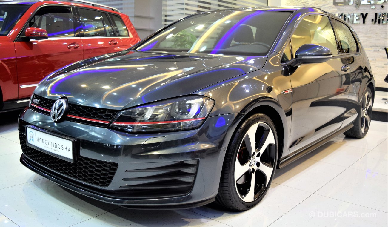 فولكس واجن جولف GTI