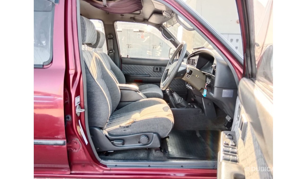 تويوتا هيلوكس TOYOTA HILUX PICK UP RIGHT HAND DRIVE (PM1349)